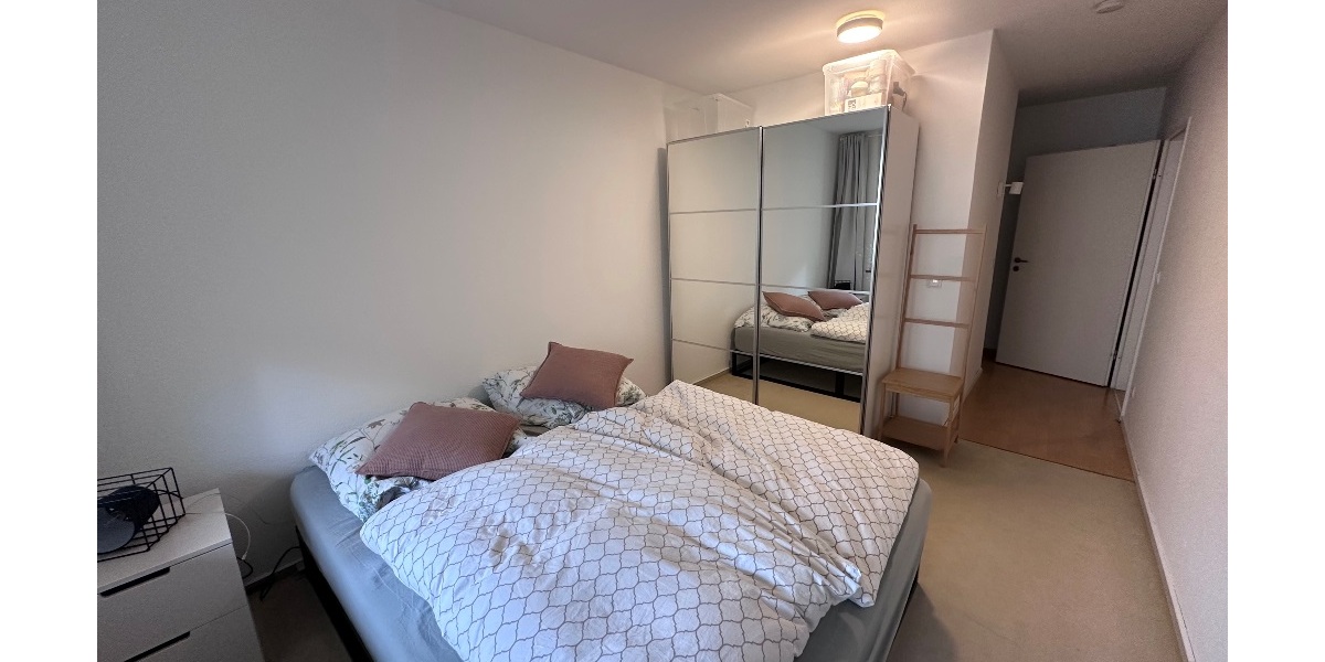 Schlafzimmer mit Ankleide