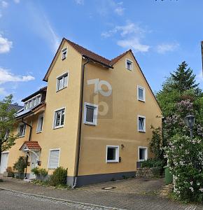 MEHRFAMILIENHAUS FÜR INVESTOREN UND EIGENNUTZER - Mehrfamilienhaus, Wohnhaus Sachsenheim | Angebot:26714820