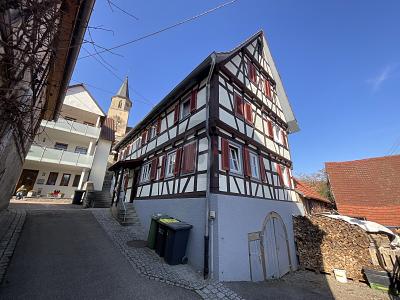 LIEBHABEROBJEKT - FACHWERKHAUS MIT GESCHICHTE - Zweifamilienhaus Mühlacker | Angebot:26688793