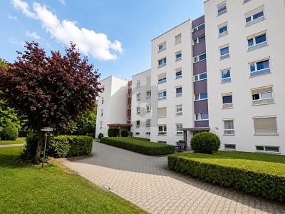 FAMILIENFREUNDLICH MIT BALKON & TG - Etagenwohnung Möglingen | Angebot:27018912